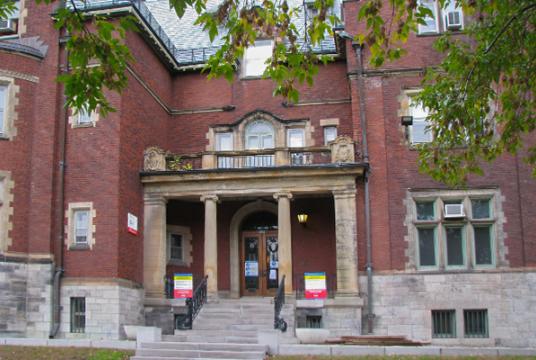 Davis House
